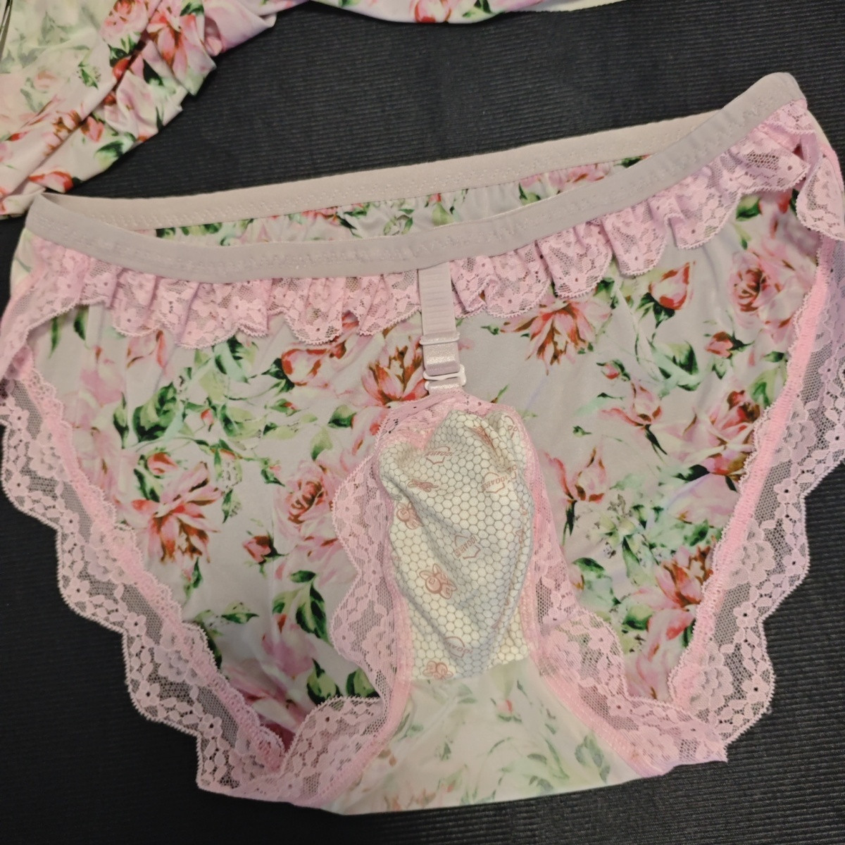手作りの花柄、セクシーで可愛らしいメンズブリーフ。LGBQT - Boxer Shorts Modal のレビューと価格